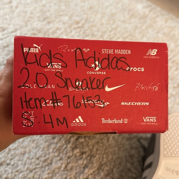 NWT ADIDAS court grey sneakers - Picture 6 of 7